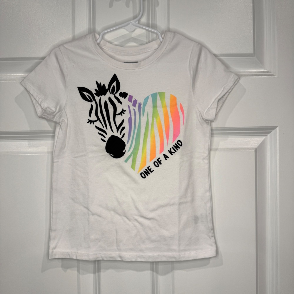Garanimals Girls Zebra Rainbow Heart One of a Kind Graphic Tee Shirt Size 5T